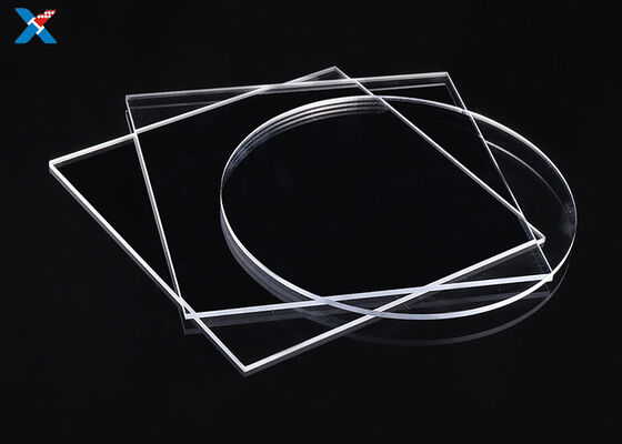 La hoja de acrílico de la prueba revestida dura del rasguño cortó a la medida para la lente de la exhibición